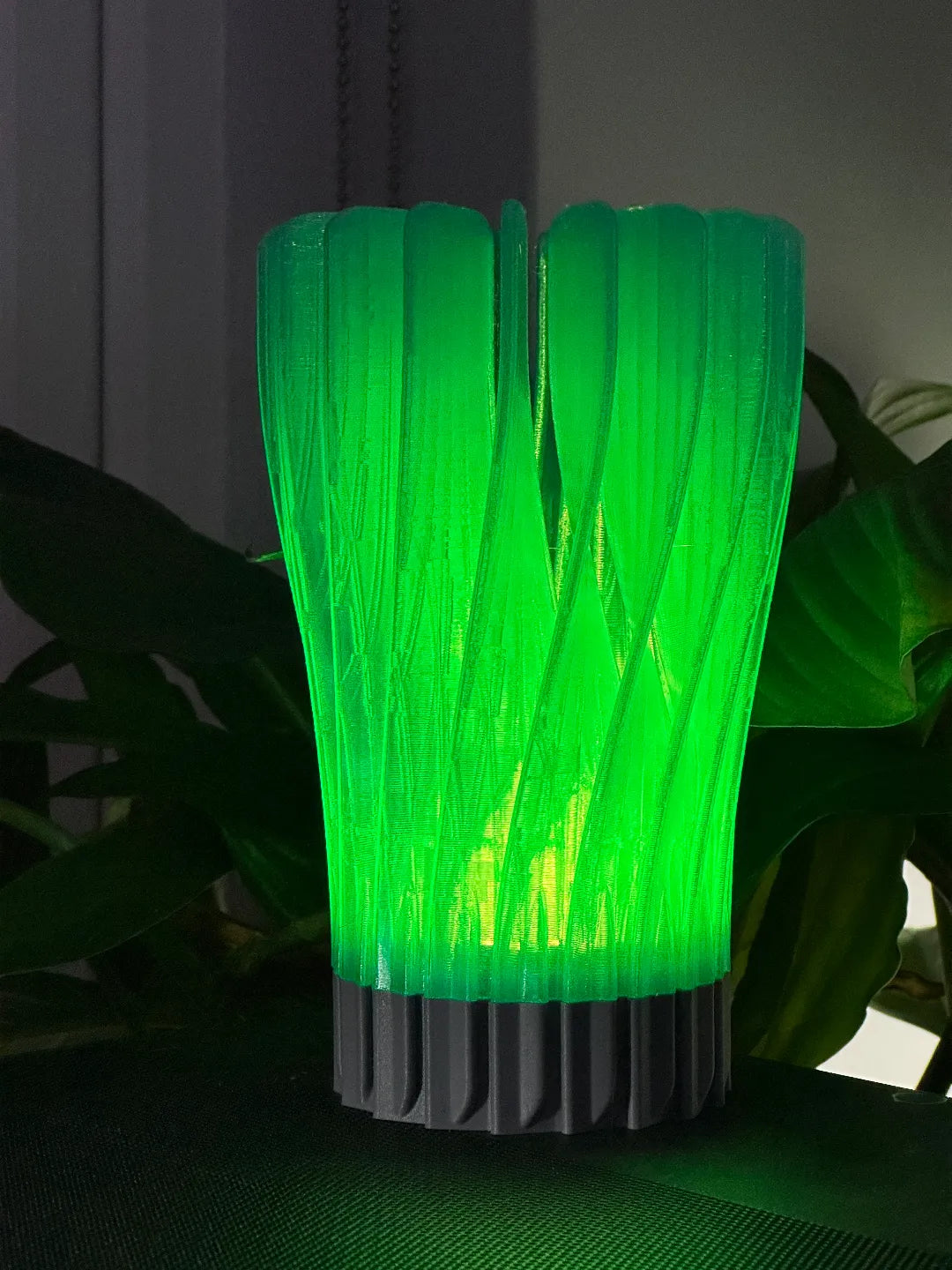 Bloom Lamp — Radial Fin Accent Light, Cordless 16-Color RGB with Remote