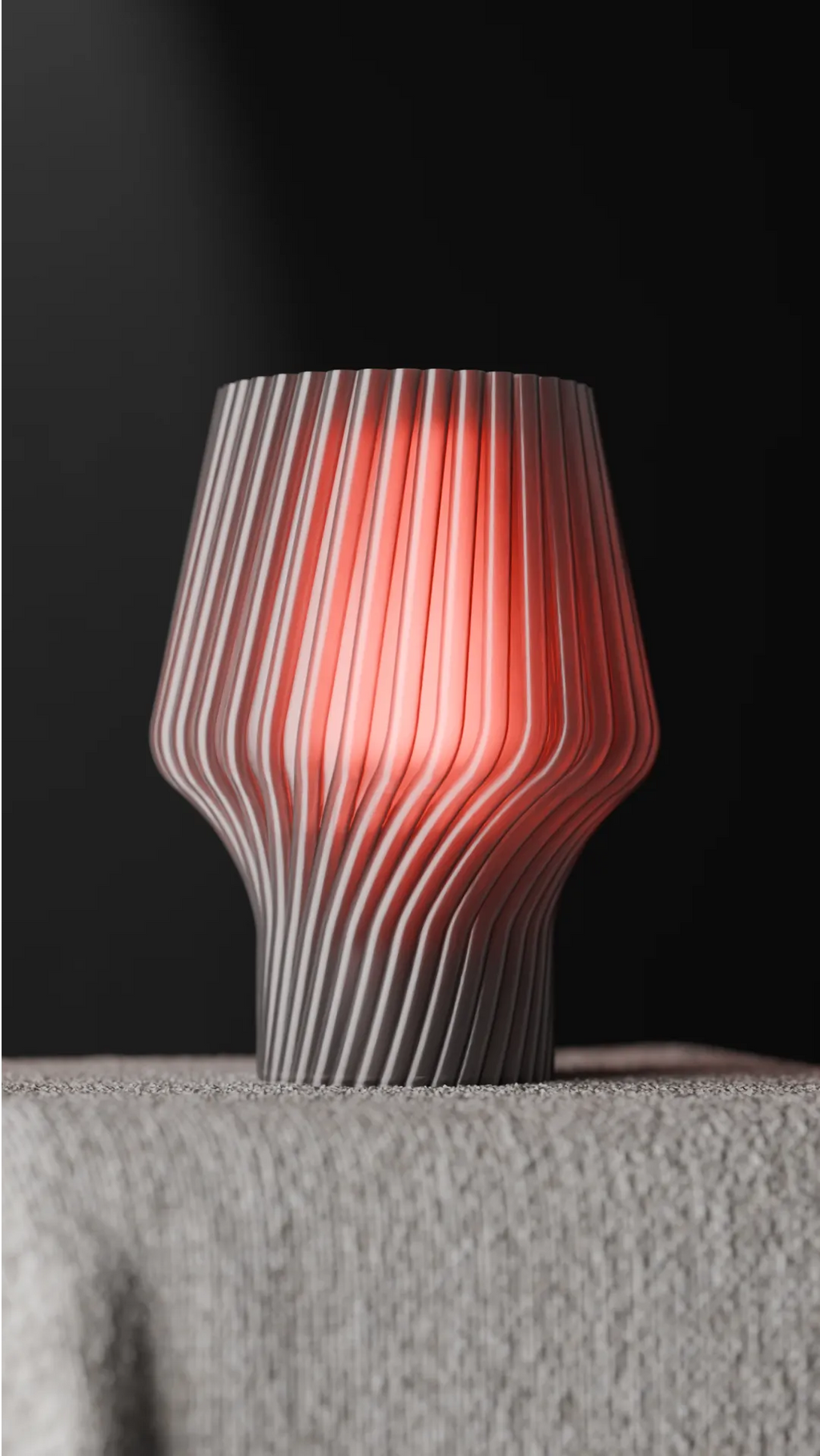 Sculptural Ribbed Table Lamp – 3D Printed LED Accent Light with Colored Diffuser