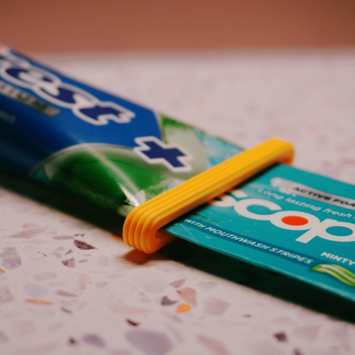 Toothpaste Squeezer — Slide-On Tube Squeezer for Toothpaste, Face Cream & Ointment